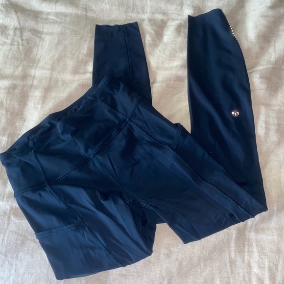 Navy Lululemon Leggings - Picture 1 of 1